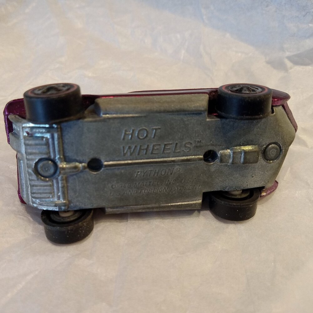 Hot Wheels Redline 1968 Python MAGENTA! - Picture 10 of 10